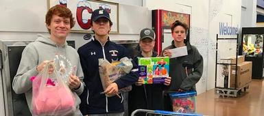 SHS Students Give Back through Outreach Center