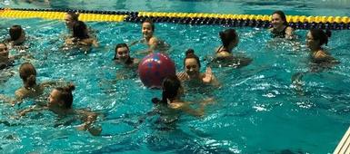 Lakers Girls Swimming & Diving Raises Money for Vera House